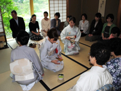 東日本大震災　災害支援チャリティ茶会
